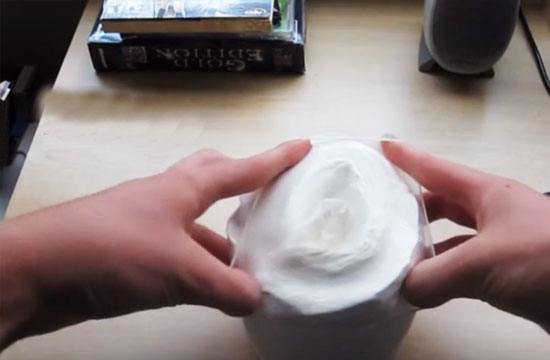 Cách làm sextoy cho nam bằng cuộn giấy vệ sinh