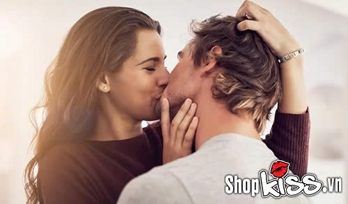 Hướng dẫn hôn đúng cách điêu luyện khiến đối phương say đắm 8 Hôn đúng cách khi âu yếm