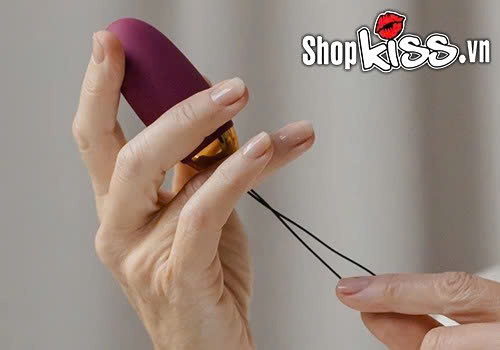 Trứng rung mini cho nữ có an toàn không? Giải đáp từ A-Z 2 Khi ân ái dùng trứng rung mini cho nữ có an toàn không?